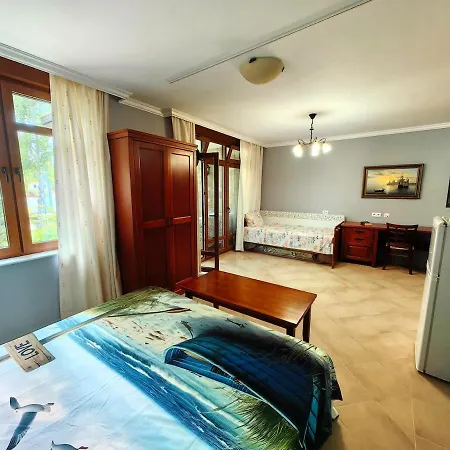 Cozy In Santa Marina Sozopol